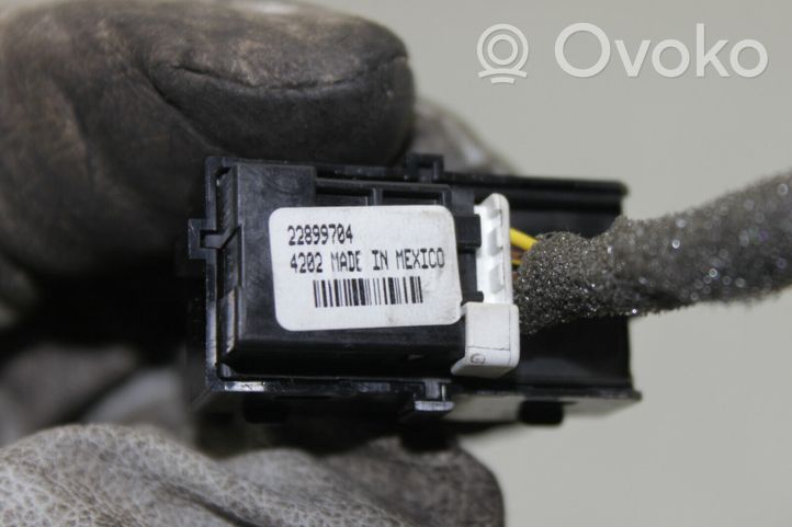 Opel Insignia A Interruttore a pulsante della chiusura centralizzata 22899704