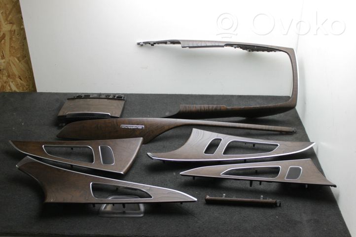 Audi A4 S4 B9 Barra di rivestimento della portiera anteriore 8W0867410