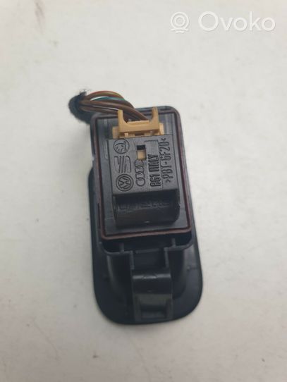 Audi A8 S8 D4 4H Tailgate opening switch 