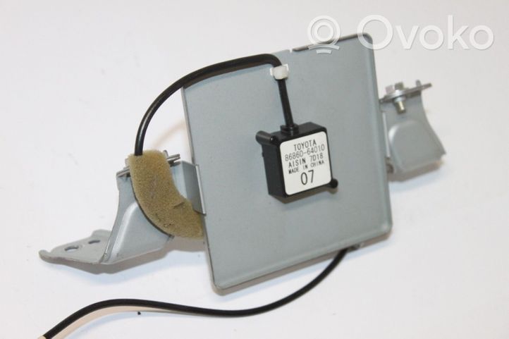 Toyota Corolla Verso E121 Antenne GPS 8686064010