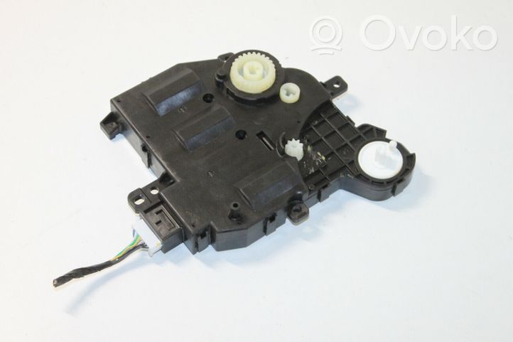 Toyota Prius (XW50) Moteur / actionneur de volet de climatisation 0638009003