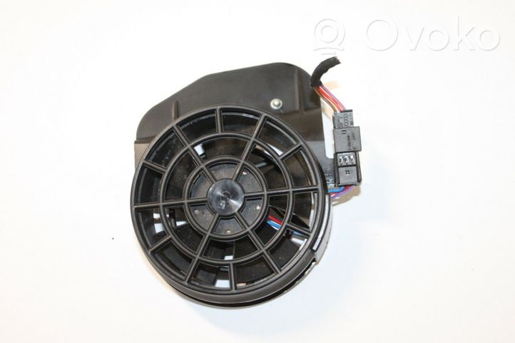 Audi A8 S8 D3 4E Ventilateur / pulseur d'air 3D0963575