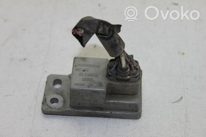 Toyota Avensis T250 Przekaźnik spryskiwaczy lamp 8594205030