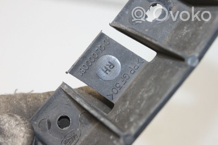 Land Rover Discovery 3 - LR3 Rear bumper mounting bracket DQL000081