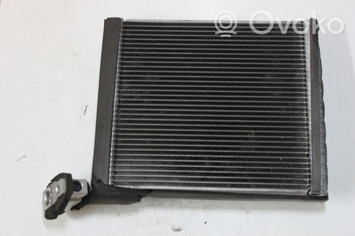 Toyota Corolla Verso E121 Condenseur de climatisation DT4475003070