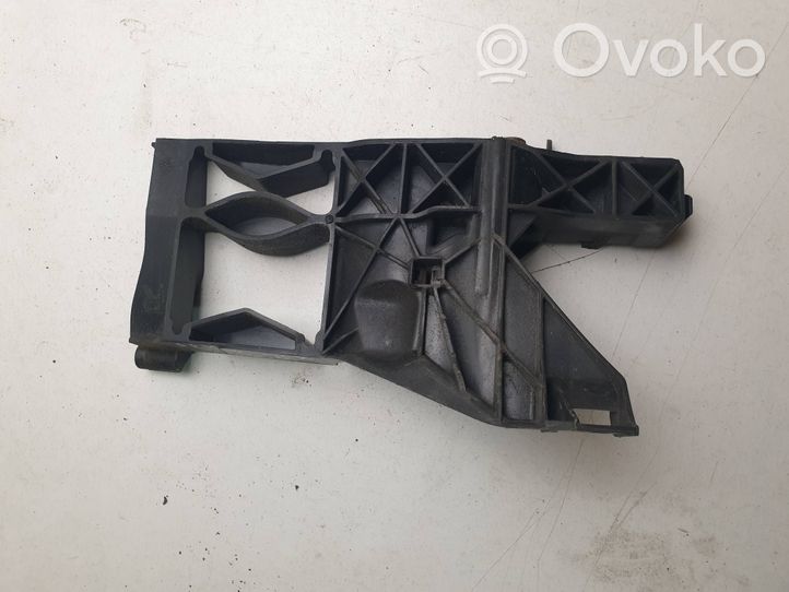 Volkswagen PASSAT B8 Headlight/headlamp mounting bracket 4G0805608