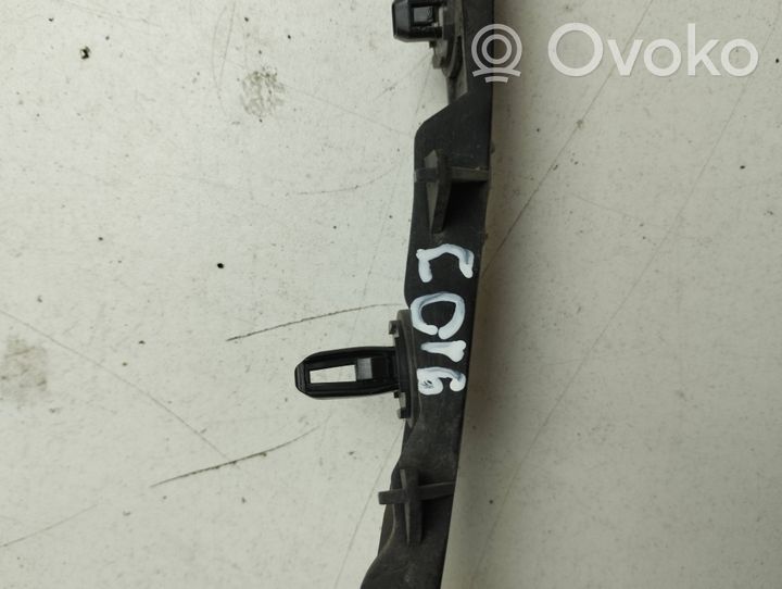 Toyota Avensis T270 Front bumper mounting bracket 5257805010