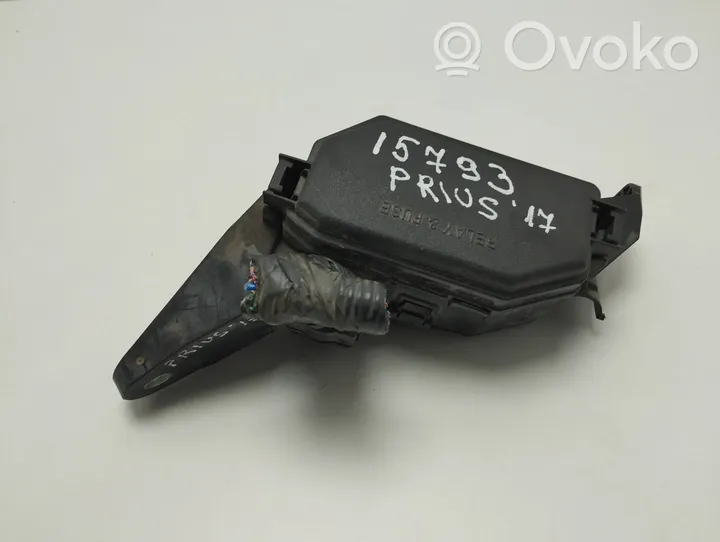 Toyota Prius (XW50) Set scatola dei fusibili 8266247190