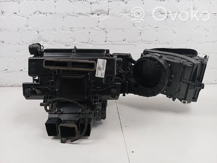 Audi A4 S4 B9 Interior heater climate box assembly 8W1820005K