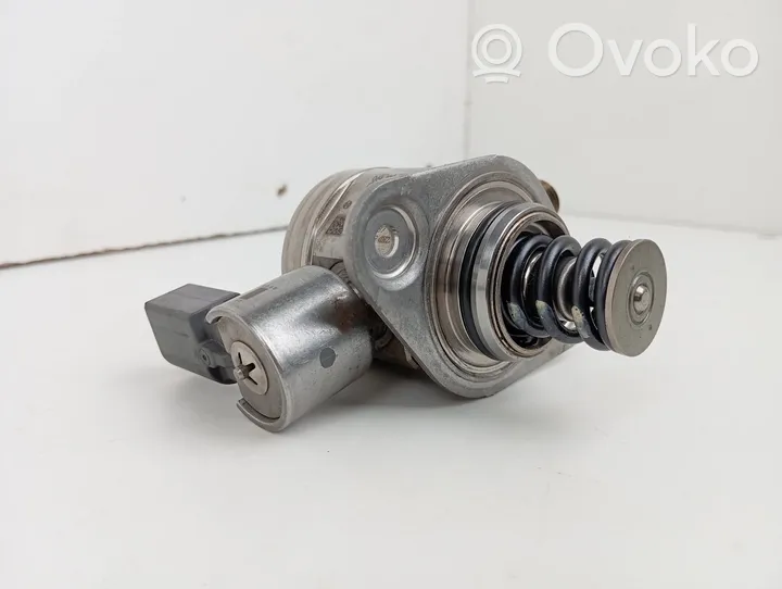 Audi A4 S4 B9 Pompe d'injection de carburant à haute pression 06K127028D