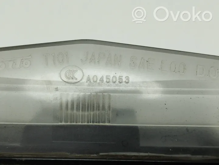 Toyota Prius (XW30) Lampa oświetlenia tylnej tablicy rejestracyjnej A045053