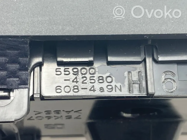 Toyota RAV 4 (XA40) Panel klimatyzacji 5590042580
