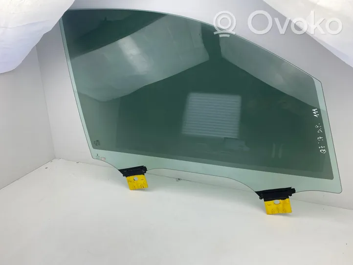 Audi Q7 4M Front door window glass four-door 4M0845022