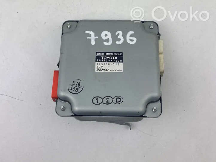 Toyota Auris 150 Muut ohjainlaitteet/moduulit 8989247020