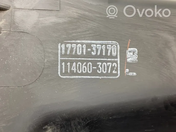 Toyota Auris 150 Oro filtro dėžė 1770137170
