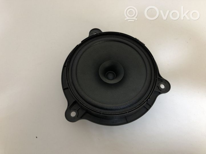 Nissan Qashqai Haut-parleur de porte avant 281563SG0A