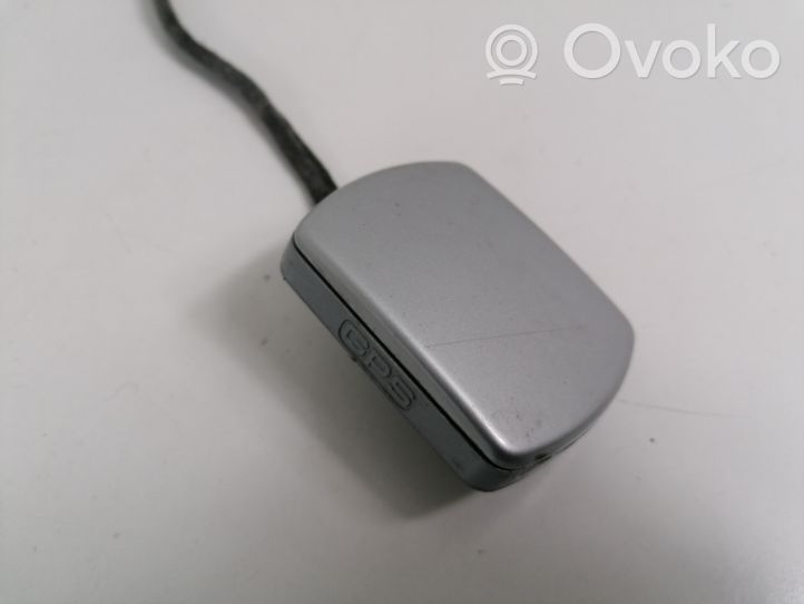 Audi A8 S8 D2 4D Antenna GPS 4D0919889