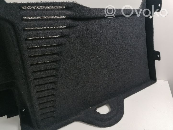 Audi A8 S8 D2 4D Dolny panel schowka koła zapasowego 4D0863879A