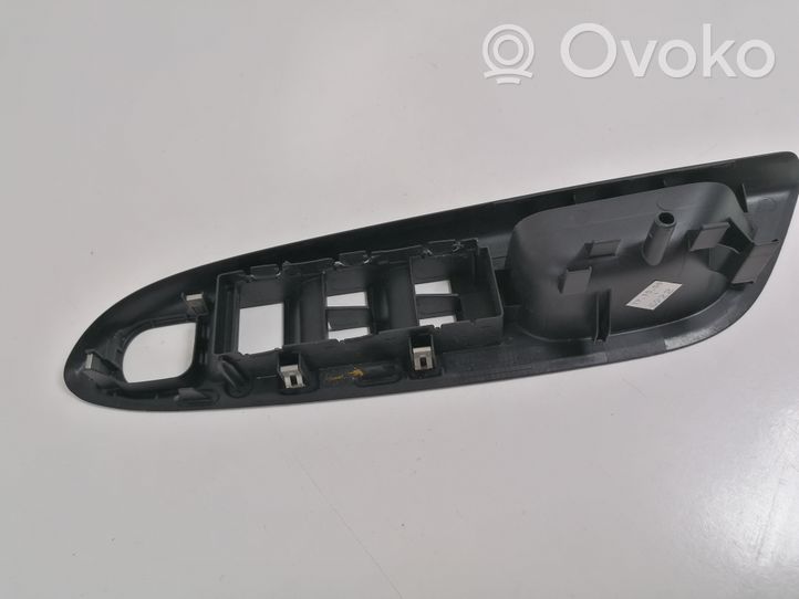 Volkswagen Eos Rivestimento pulsantiera finestrino della portiera anteriore 1Q2867372B