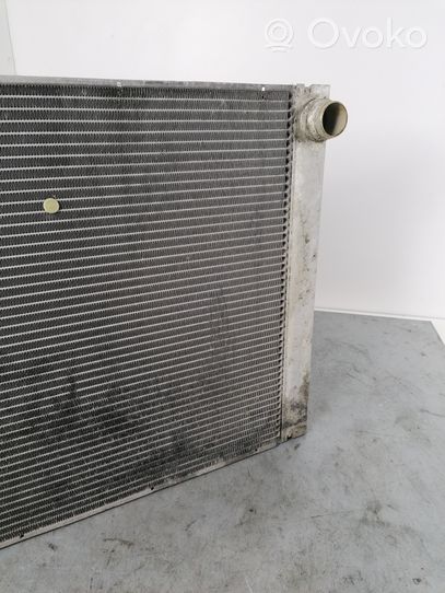 Audi A8 S8 D3 4E Radiateur de refroidissement 4E0121251