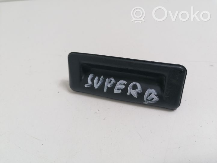 Skoda Superb B6 (3T) Przełącznik / Przycisk otwierania klapy bagażnika 3T0827566C