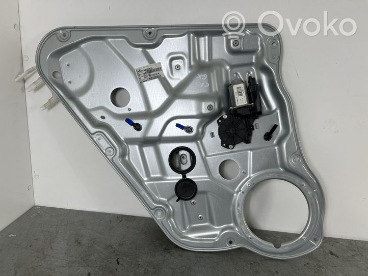 KIA Ceed Alzacristalli della portiera posteriore con motorino 834701H020