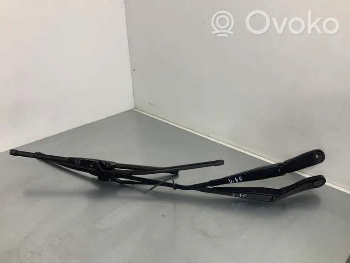 Volvo V60 Ramię wycieraczki szyby przedniej / czołowej 30753505