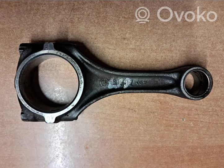 Mercedes-Benz W123 Connecting rod/conrod A6170300420