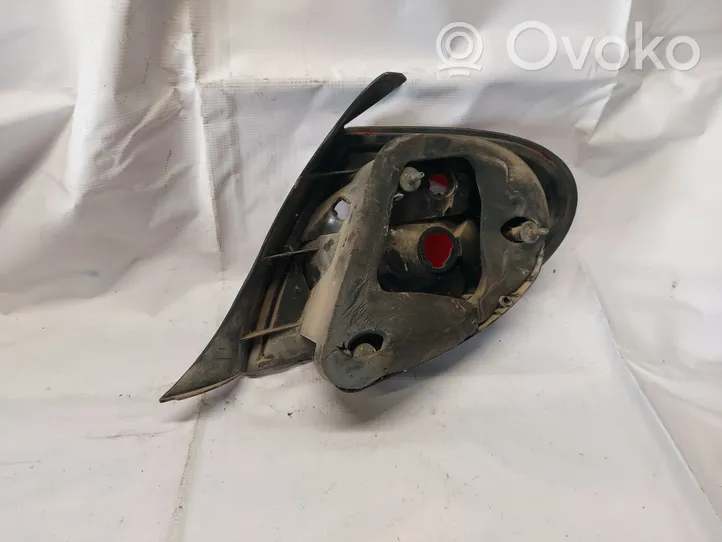 Dodge Neon Lampa tylna 05303543AD