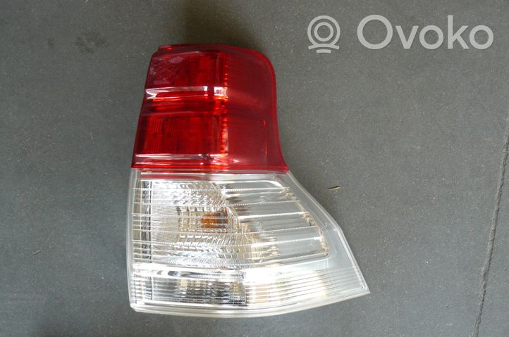 Toyota Land Cruiser (J150) Lampa tylna 8155160890