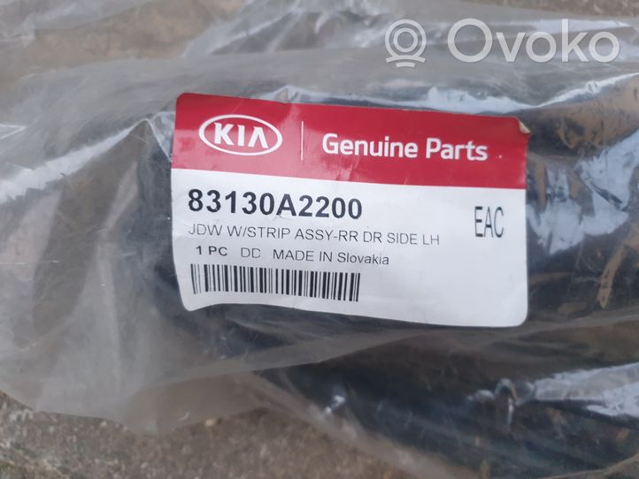 KIA Ceed Guarnizione in gomma portiera posteriore 83130A2200