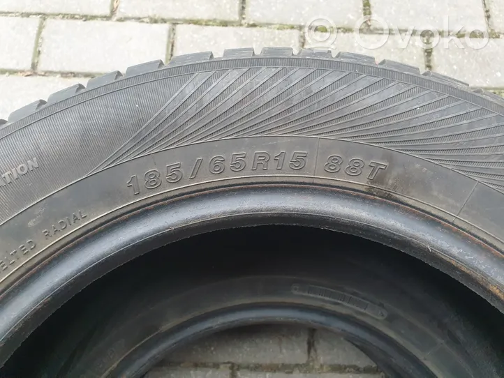 Peugeot 208 R15 winter tire 18565R15