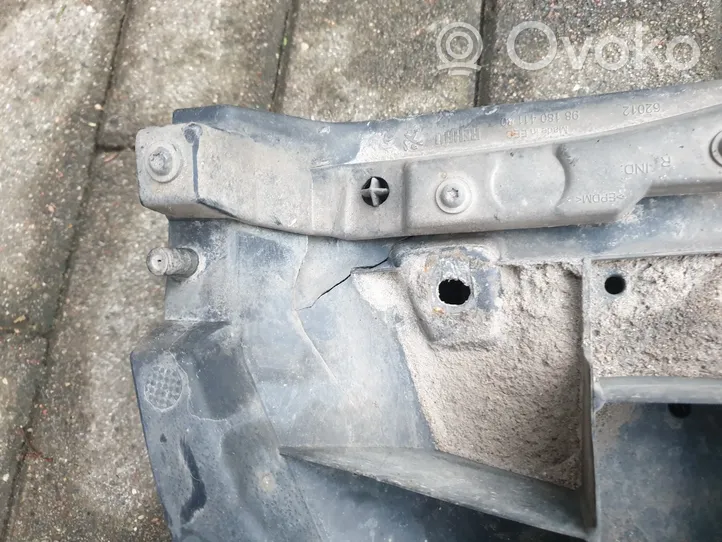 Citroen C5 Aircross Front bumper skid plate/under tray 9818041180