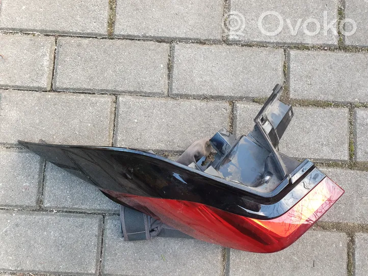 Toyota RAV 4 (XA50) Lampa tylna 8156042230