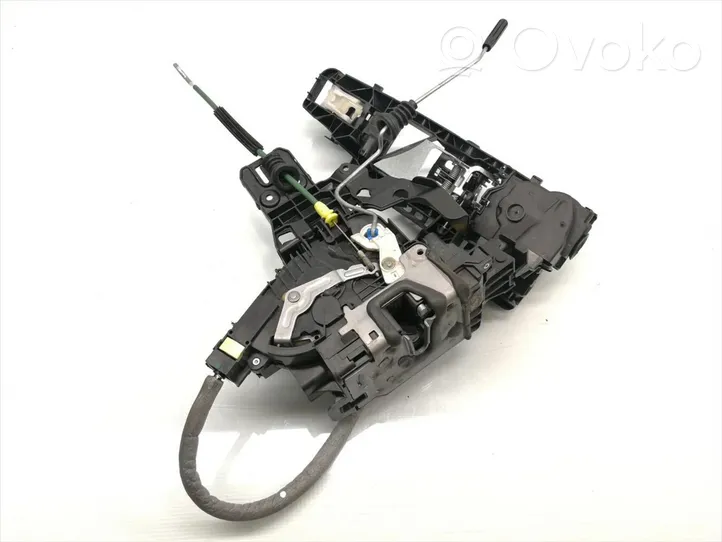 Mercedes-Benz C W205 Front door lock A2220063999