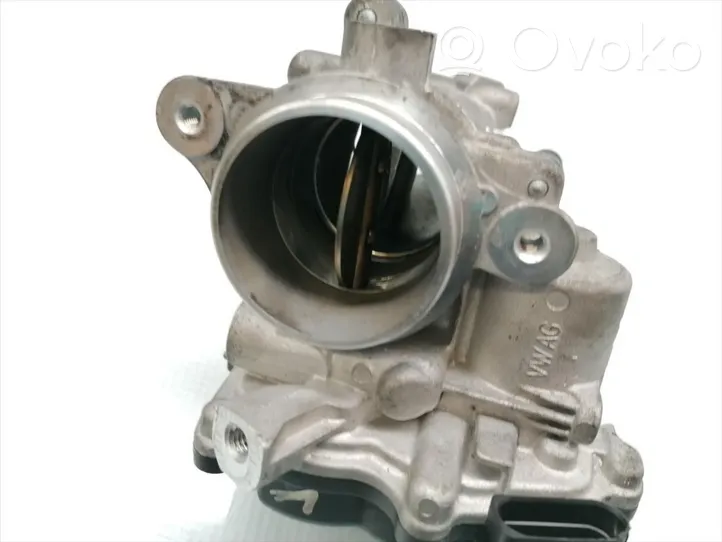 Volkswagen PASSAT B8 Electric throttle body valve 04L128059AA