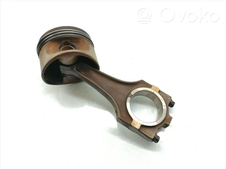 BMW 7 E38 Piston with connecting rod 1715411
