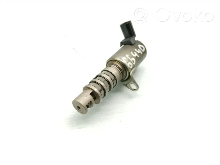 Honda CR-V Zawór sterujący / Ustawienia wałka rozrządu 