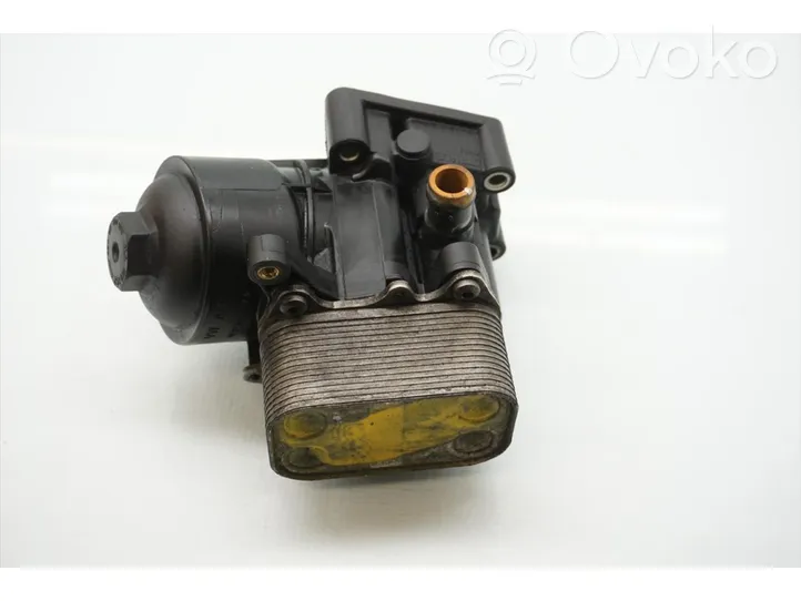 Volkswagen Polo V 6R Supporto di montaggio del filtro dell’olio 03P115389A