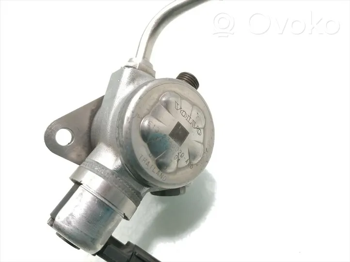 Volvo S80 Fuel injection high pressure pump 31392104