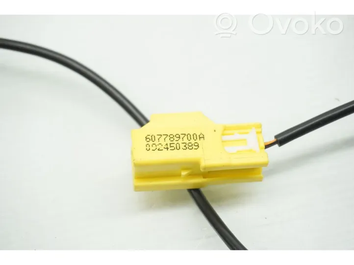 Volvo C30 Boucle de ceinture de sécurité arrière 607789700A