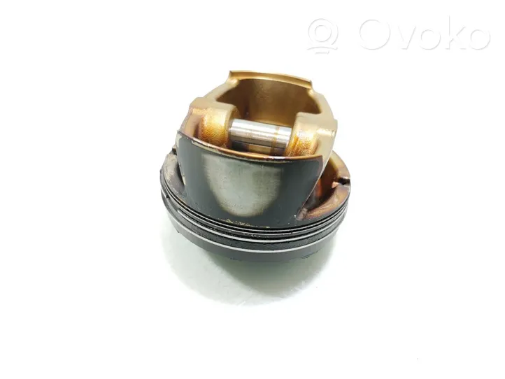 Audi A4 S4 B6 8E 8H Piston 