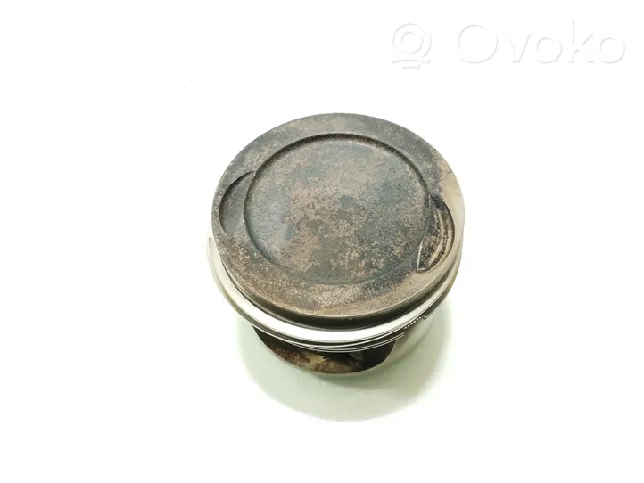 Volvo S70  V70  V70 XC Piston 