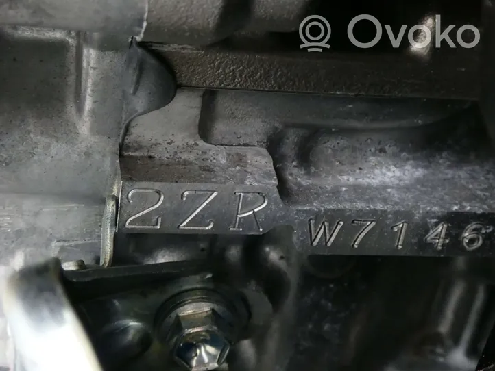 Toyota Corolla E160 E170 Remplacement moteur 2ZR-FXE