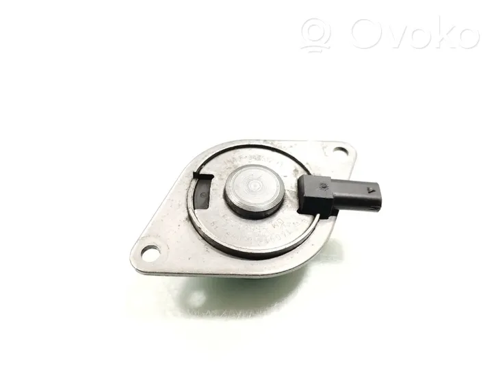 Opel Astra J Valvola di fasatura dell’albero a camme Vanos 55562223