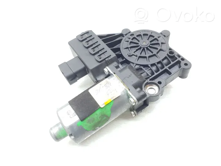 Opel Astra H Front door window regulator motor 