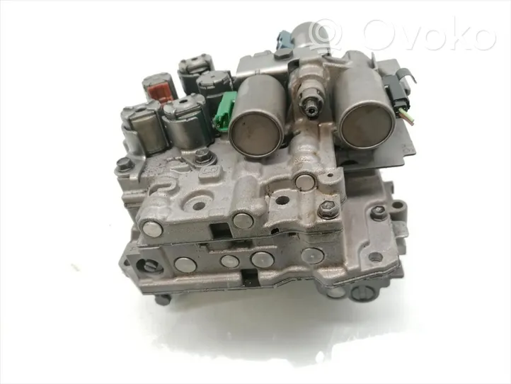 Opel Astra H Transmission gearbox valve body 