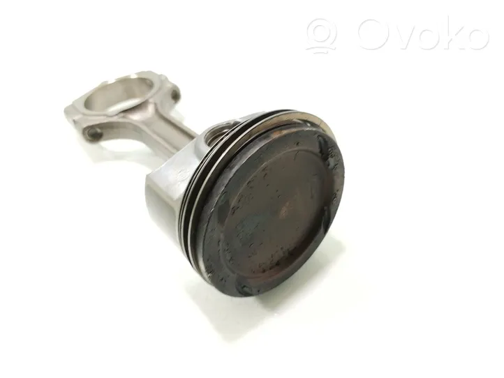 Opel Mokka X Piston with connecting rod 