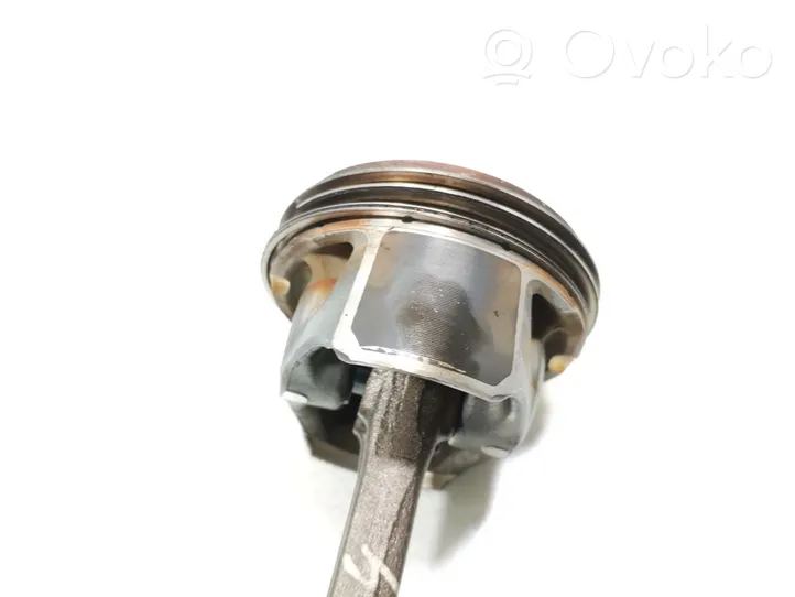 Volkswagen Polo VI AW Piston avec bielle 