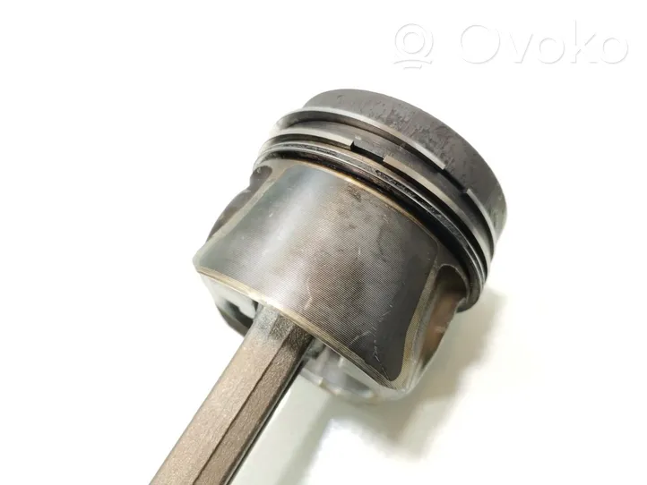 Volkswagen Caddy Piston avec bielle 